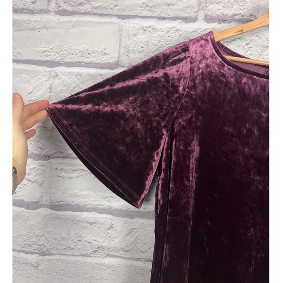 Lane Bryant Womens 22/24 Whimsigoth Grunge Velvet Flutter Sleeve Keyhole Blouse - Picture 5 of 11